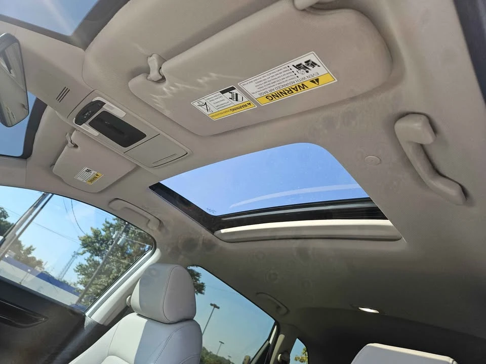 2025 Honda CR-V 6th Gen - Image 11 of 19