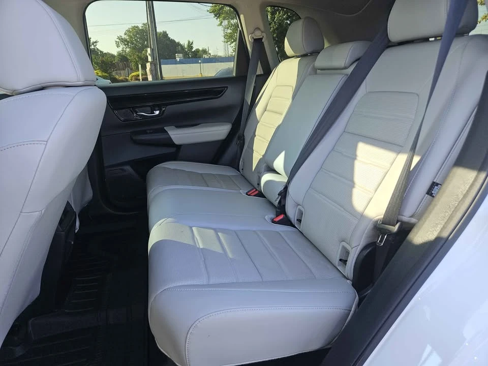 2025 Honda CR-V 6th Gen - Image 13 of 19