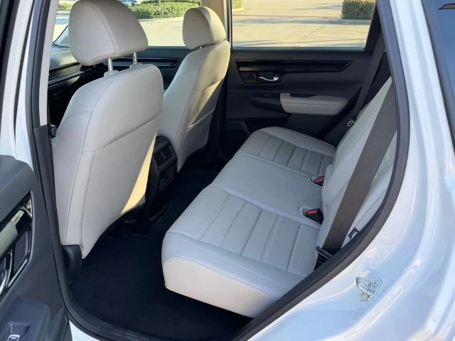 2025 Honda CR-V 6th Gen - Image 12 of 21