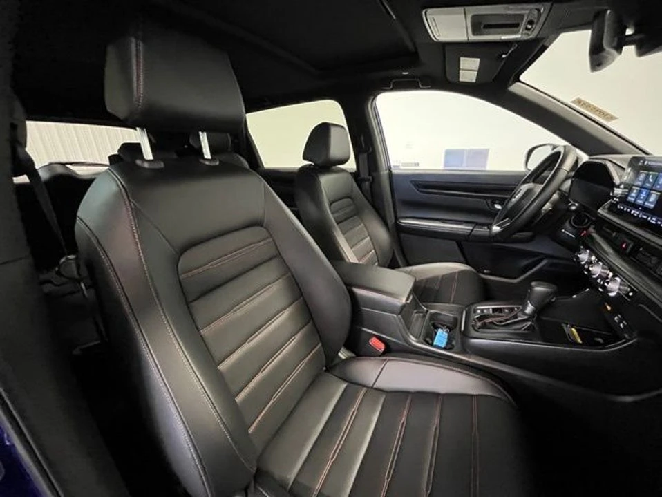 2025 Honda CR-V 6th Gen - Image 8 of 20
