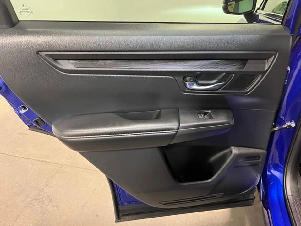 2025 Honda CR-V 6th Gen - Image 15 of 20
