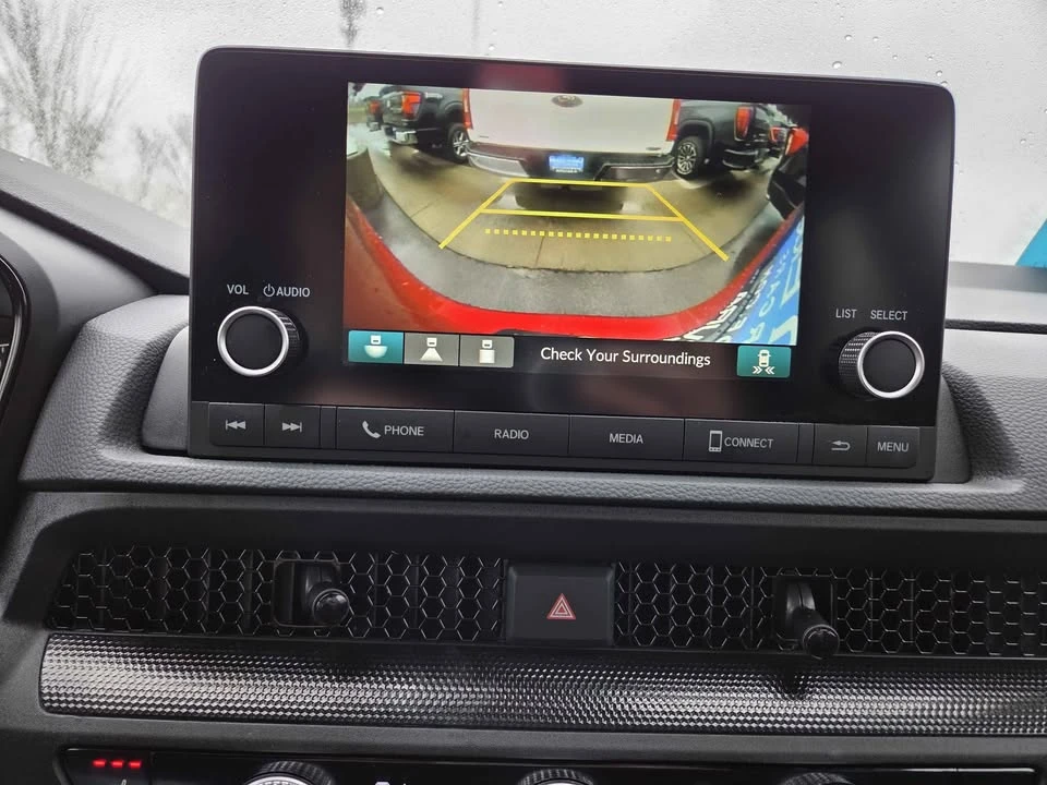 2025 Honda CR-V 6th Gen - Image 12 of 17