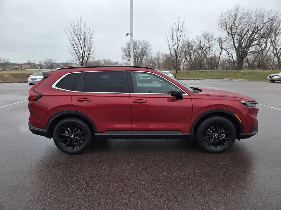 2025 Honda CR-V 6th Gen - Image 4 of 17