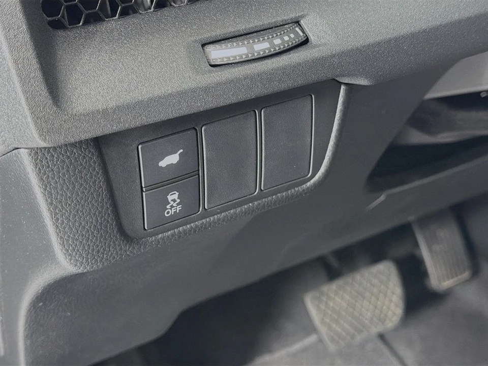 2025 Honda CR-V 6th Gen - Image 10 of 12