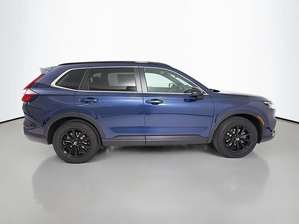 2025 Honda CR-V 6th Gen - Image 8 of 12