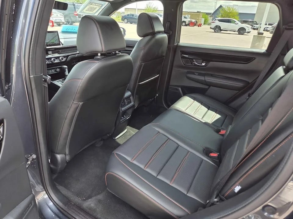 2025 Honda CR-V 6th Gen - Image 15 of 16