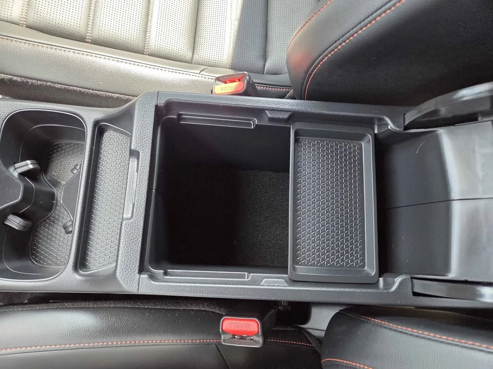 2025 Honda CR-V 6th Gen - Image 13 of 16