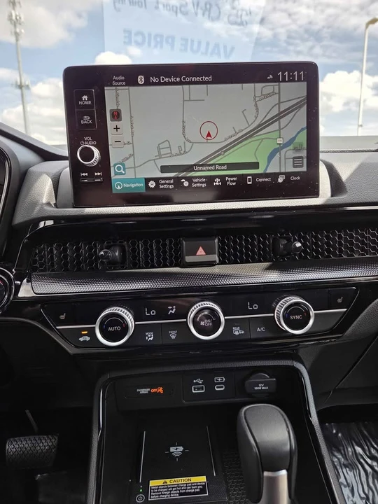 2025 Honda CR-V 6th Gen - Image 11 of 16