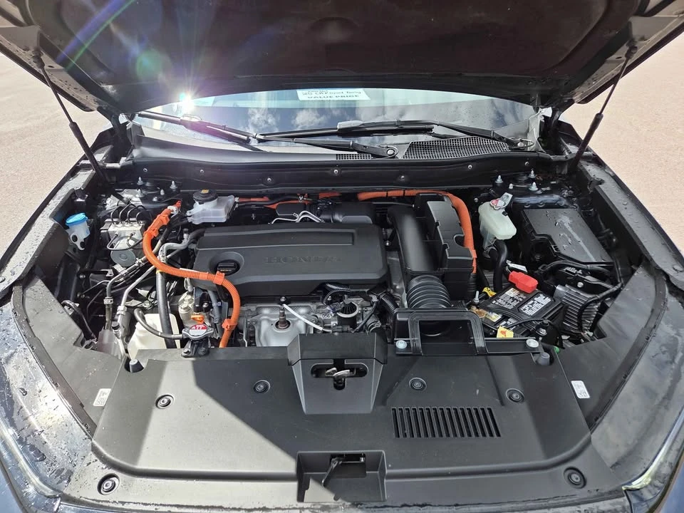 2025 Honda CR-V 6th Gen - Image 3 of 16