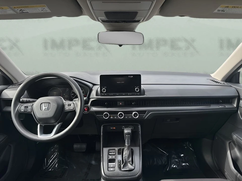 2025 Honda CR-V 6th Gen - Image 11 of 21