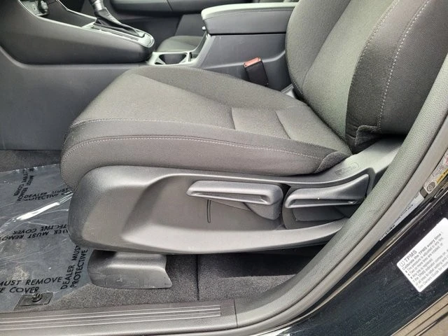 2025 Honda CR-V 6th Gen - Image 11 of 12