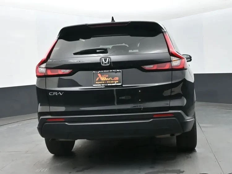 2025 Honda CR-V 6th Gen - Image 8 of 12