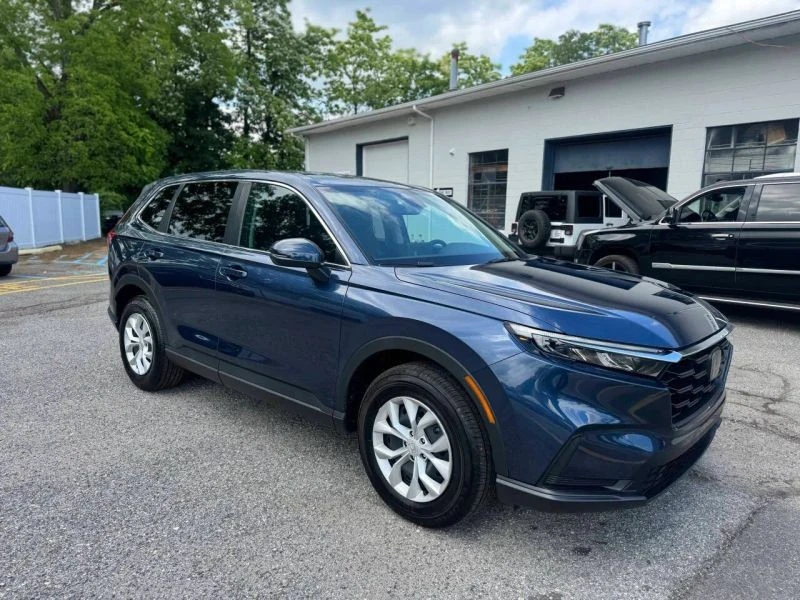 2025 Honda CR-V 6th Gen - Image 5 of 12