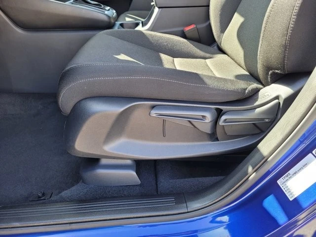 2025 Honda CR-V 6th Gen - Image 11 of 21