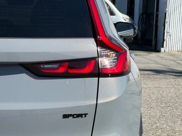 2025 Honda CR-V 6th Gen - Image 10 of 21