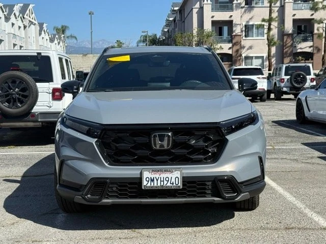 2025 Honda CR-V 6th Gen - Image 2 of 11