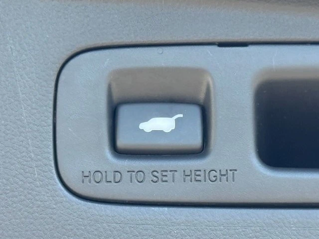 2025 Honda CR-V 6th Gen - Image 14 of 21