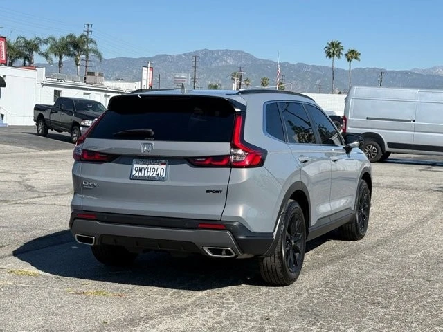 2025 Honda CR-V 6th Gen - Image 11 of 21