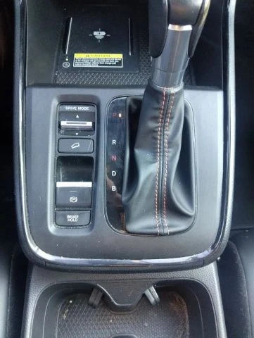 2025 Honda CR-V 6th Gen - Image 12 of 21