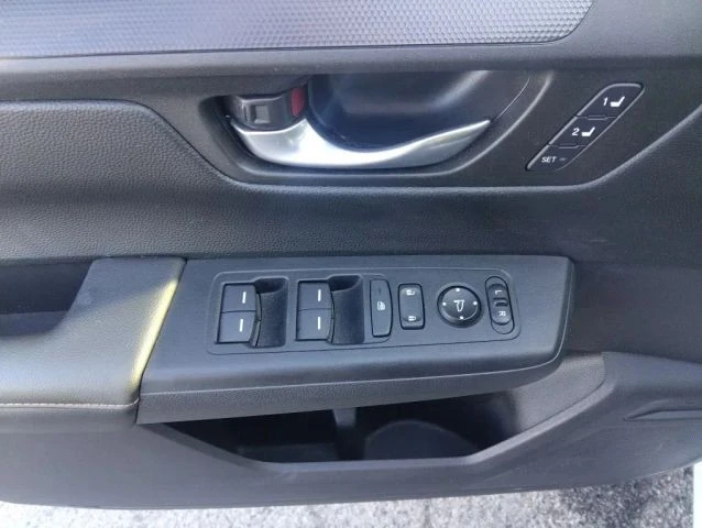 2025 Honda CR-V 6th Gen - Image 15 of 21