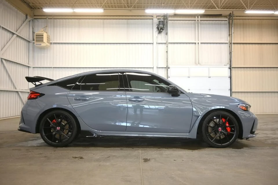 2025 Honda Civic 11th Gen - Image 7 of 20