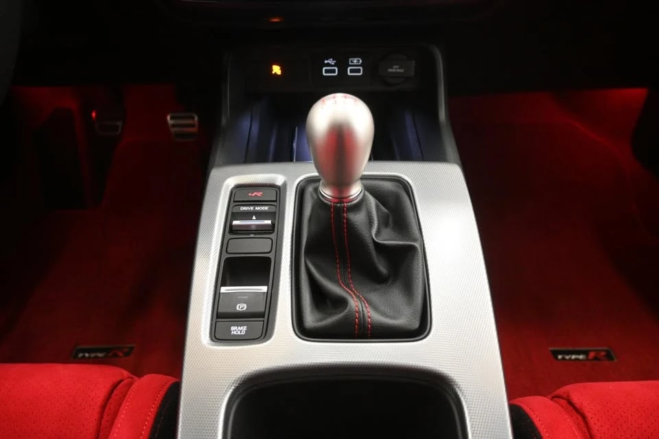 2025 Honda Civic 11th Gen - Image 14 of 20