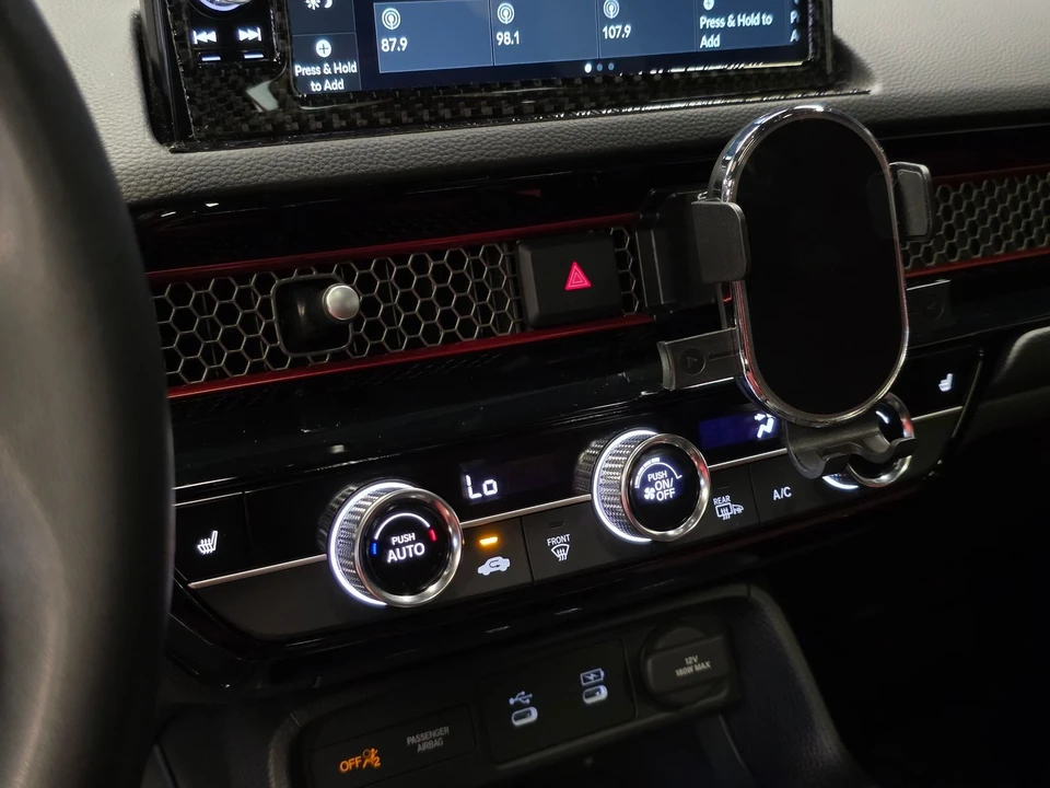 2025 Honda Civic 11th Gen - Image 28 of 31