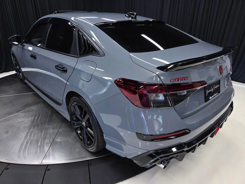 2025 Honda Civic 11th Gen - Image 5 of 31