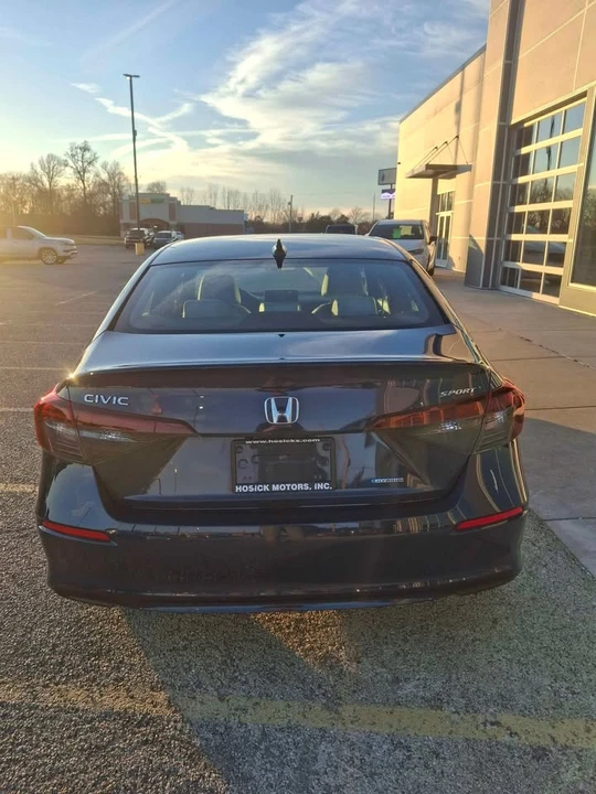 2025 Honda Civic 11th Gen - Image 6 of 19