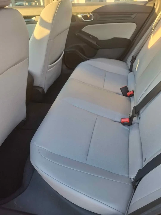 2025 Honda Civic 11th Gen - Image 16 of 19