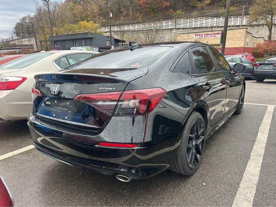 2025 Honda Civic 11th Gen - Image 5 of 11