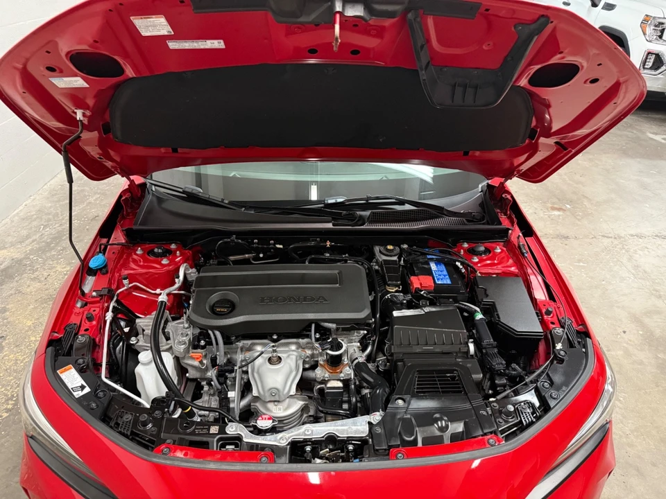 2025 Honda Civic 11th Gen - Image 10 of 15