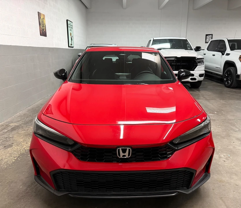 2025 Honda Civic 11th Gen - Image 2 of 15