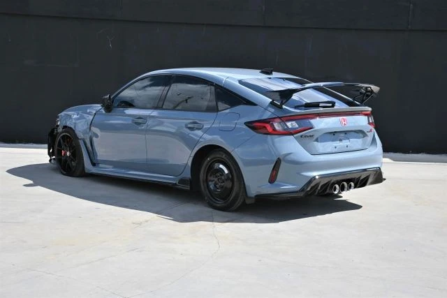 2025 Honda Civic 11th Gen - Image 3 of 21
