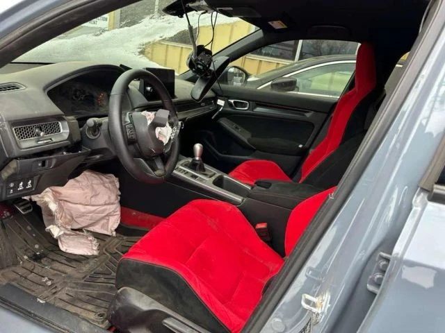 2025 Honda Civic 11th Gen - Image 17 of 20