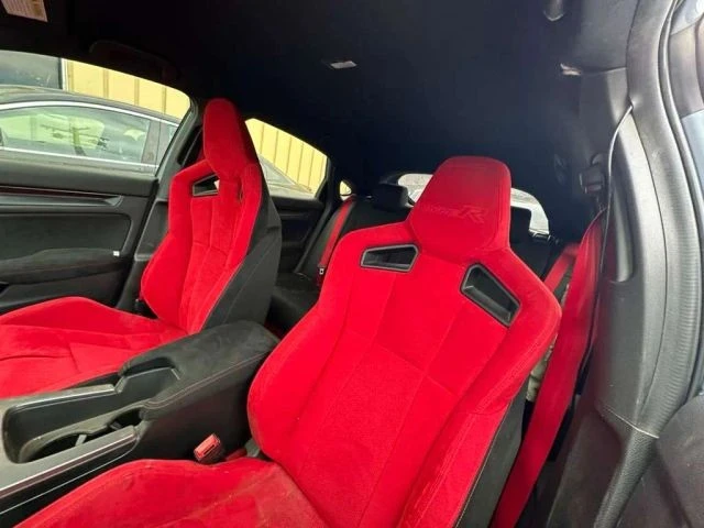 2025 Honda Civic 11th Gen - Image 19 of 20