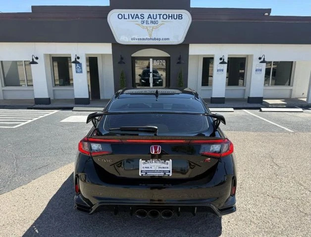 2025 Honda Civic 11th Gen - Image 6 of 19