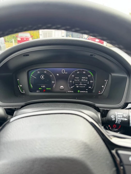 2025 Honda Civic 11th Gen - Image 6 of 10