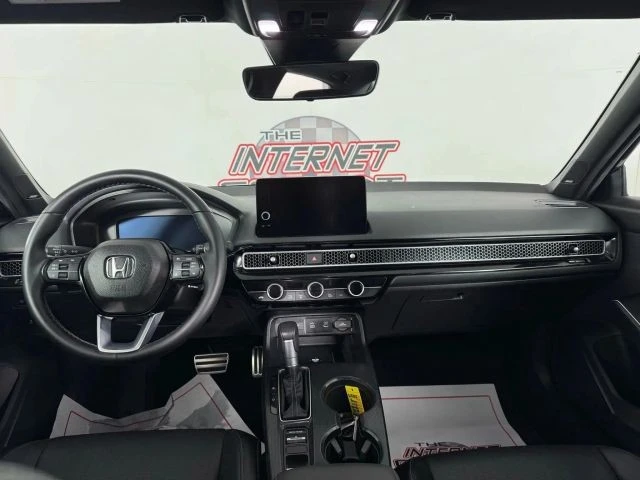 2025 Honda Civic 11th Gen - Image 11 of 12
