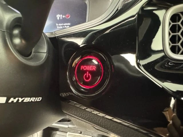 2025 Honda Civic 11th Gen - Image 17 of 21