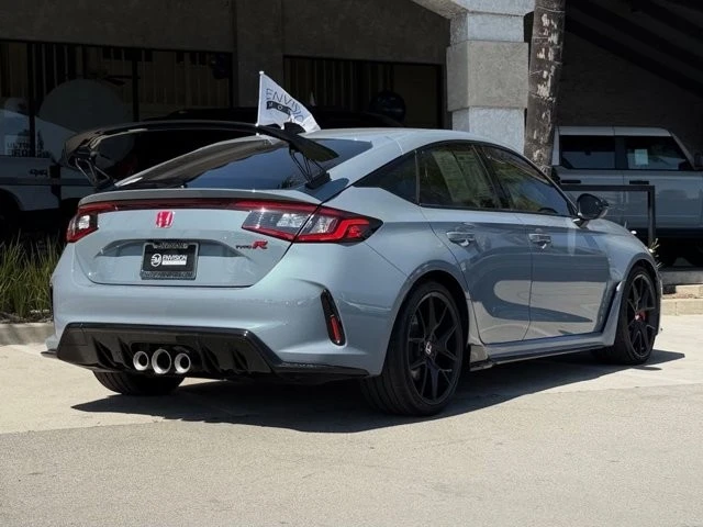 2025 Honda Civic 11th Gen - Image 11 of 31