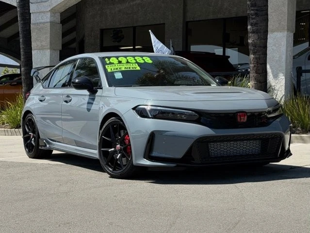 2025 Honda Civic 11th Gen - Image 3 of 31