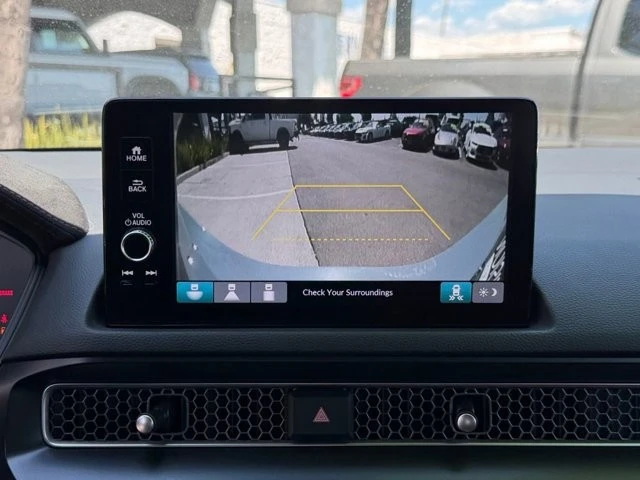 2025 Honda Civic 11th Gen - Image 25 of 31