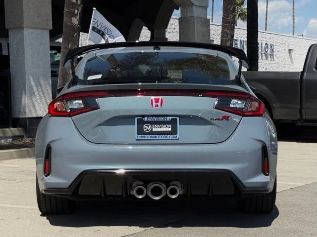 2025 Honda Civic 11th Gen - Image 8 of 31