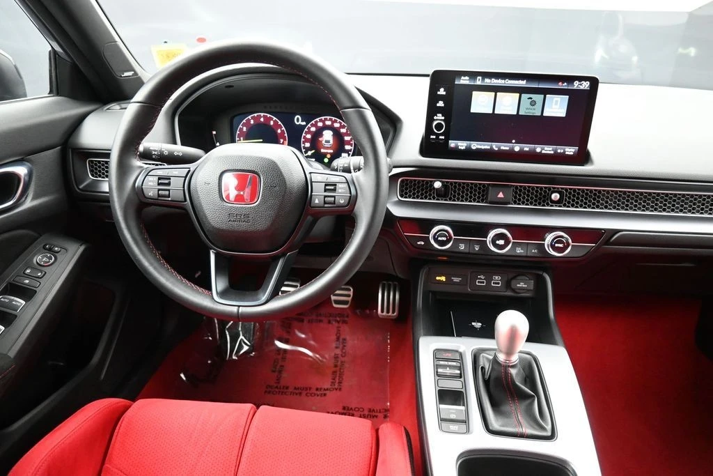 2025 Honda Civic 11th Gen - Image 20 of 31
