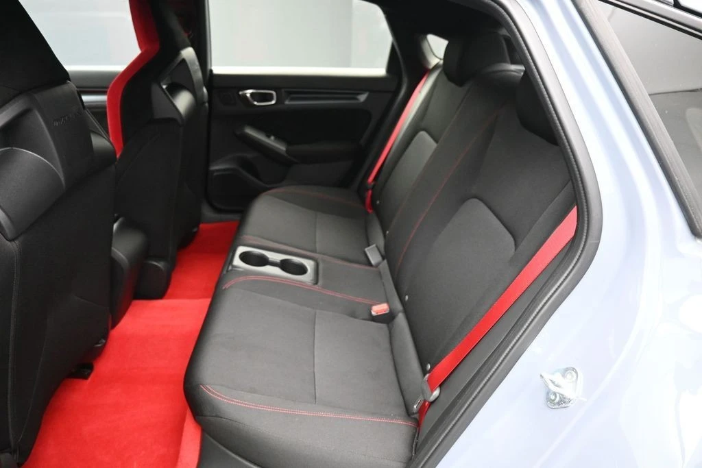 2025 Honda Civic 11th Gen - Image 21 of 31