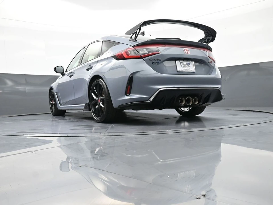 2025 Honda Civic 11th Gen - Image 31 of 31