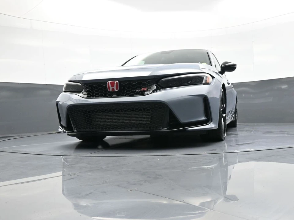 2025 Honda Civic 11th Gen - Image 26 of 31