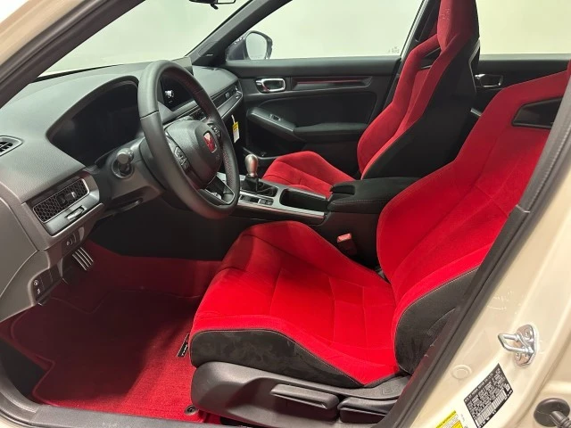 2025 Honda Civic 11th Gen - Image 11 of 21
