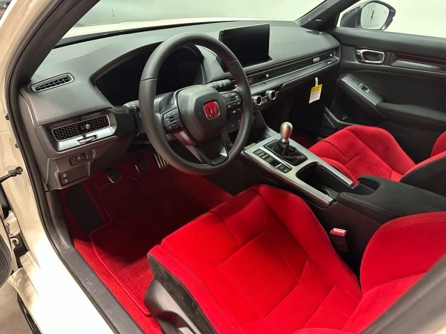 2025 Honda Civic 11th Gen - Image 12 of 21
